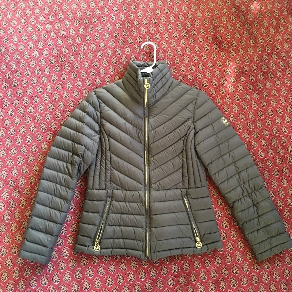 Feather puffer